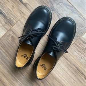 Dr.Marten Air Wair Black smooth leather Oxford shoes 👞